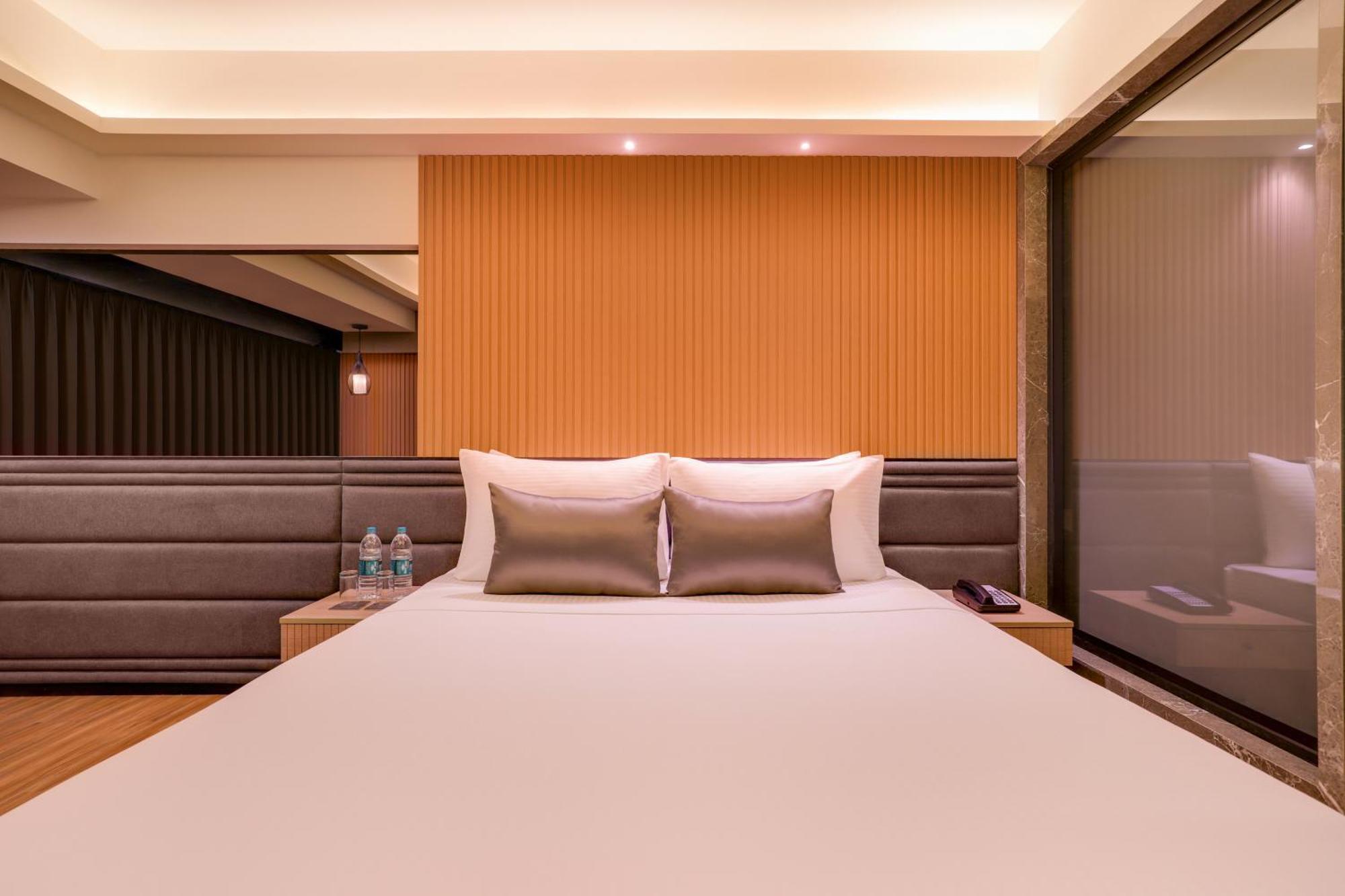 Lemon Tree Premier, Malad, Mumbai Ξενοδοχείο Εξωτερικό φωτογραφία